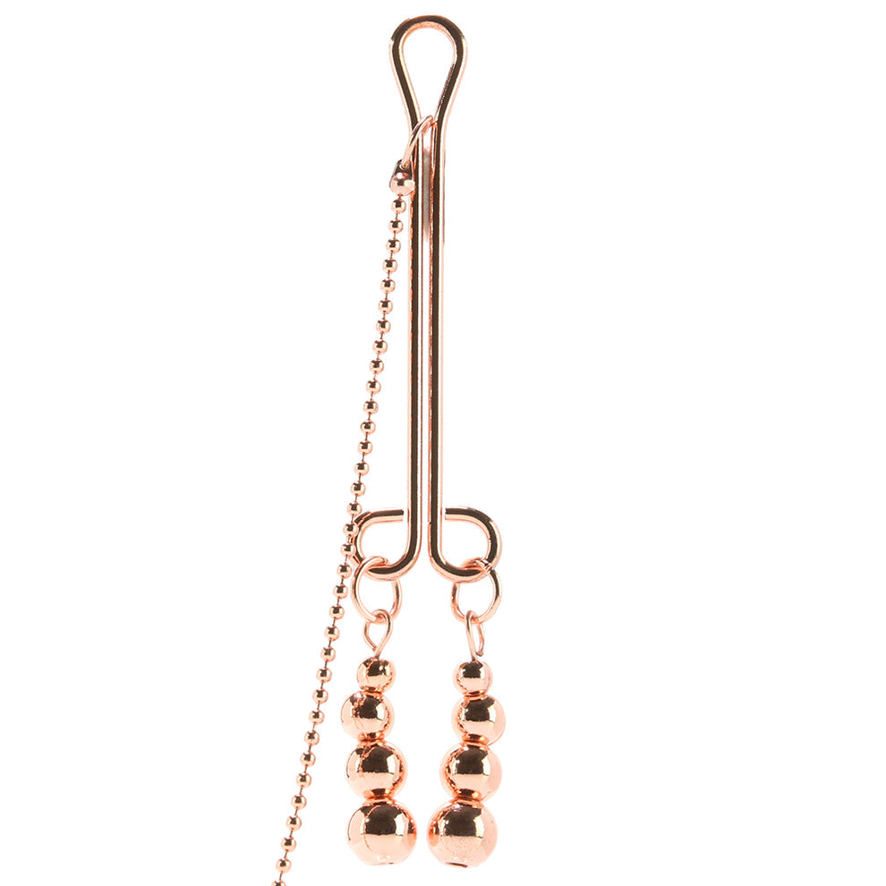 NIPPLES AND LOVE CHAIN